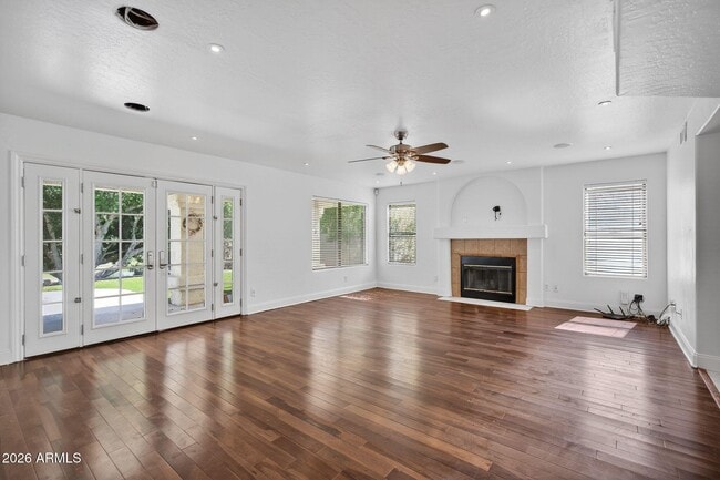 Building Photo - 3241 S Horizon Pl