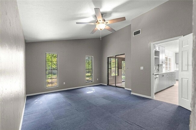 Building Photo - 4951 SE 35th Ave