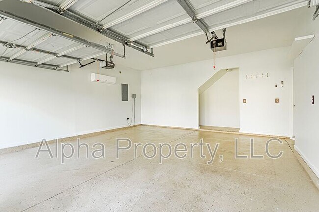 Building Photo - 317 Edenberry Way