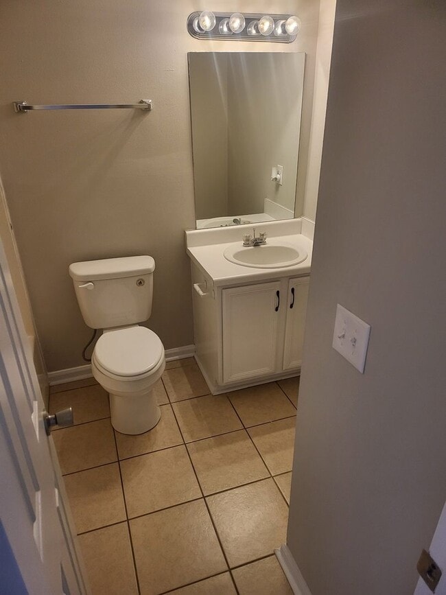 Building Photo - 471 Cedar Park Cir