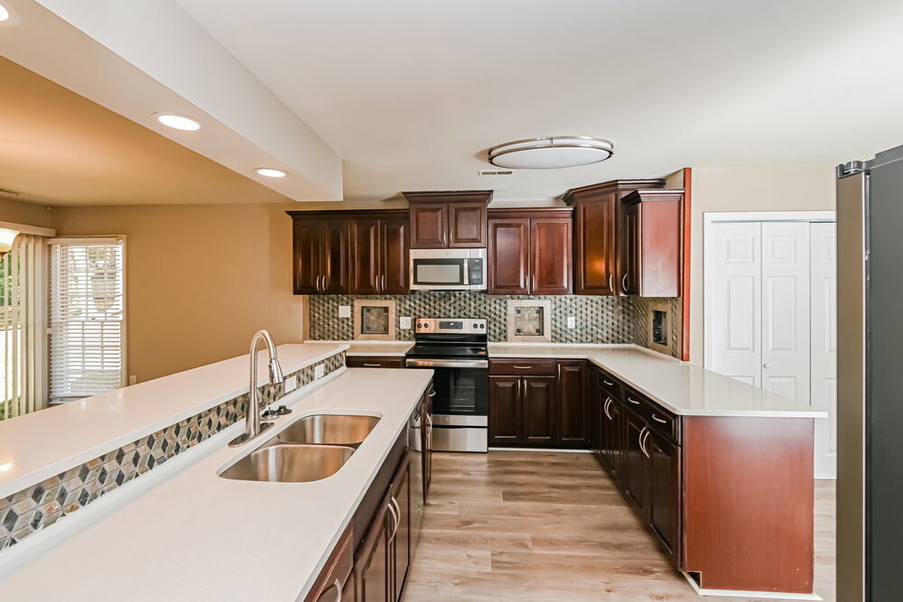 Building Photo - 7825 Elm Tree Ln