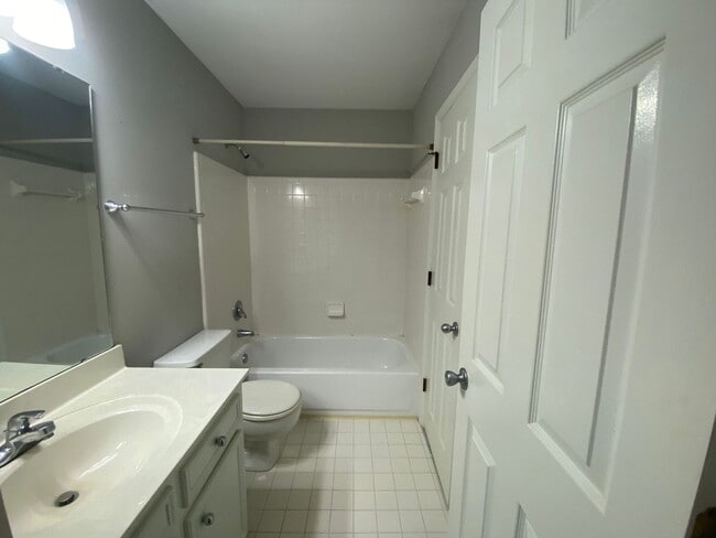 Building Photo - Broad River Township