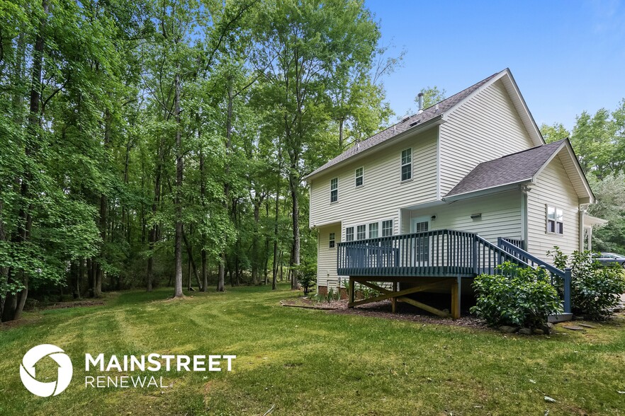 Building Photo - 740 Trebor Dr