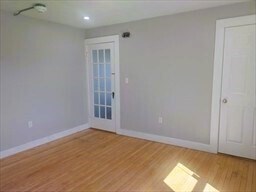 Building Photo - 16 Wall St