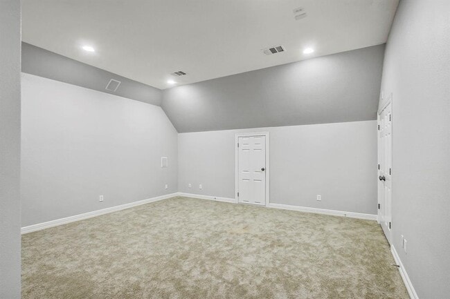 Building Photo - 140 Fairwood Dr