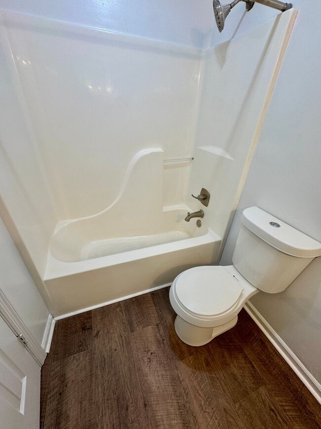 Building Photo - 3 bed & 2 bath located in Oxford! Additional photos coming soon!