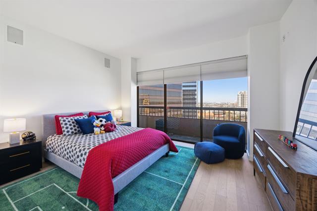 Building Photo - 3831 Turtle Creek Blvd