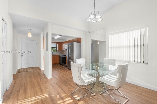 Building Photo - 3139 Coral Ridge Dr