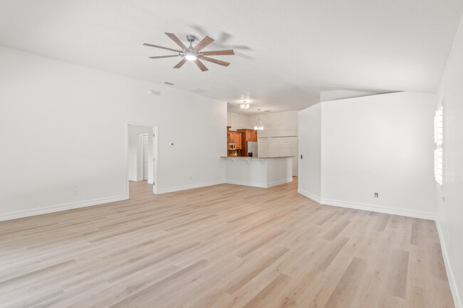 Building Photo - 137 Patrick Mill Cir