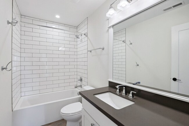 Building Photo - DESIRABLE CRESTON-KENILWORTH / CORNER LOT, LUXURY 4 BEDROOM, TWO EN-SUITES W/FULL BATHS