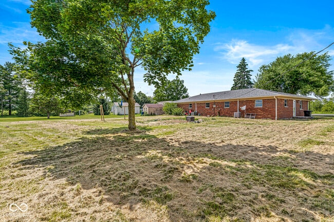 Building Photo - 4307 E 550 S