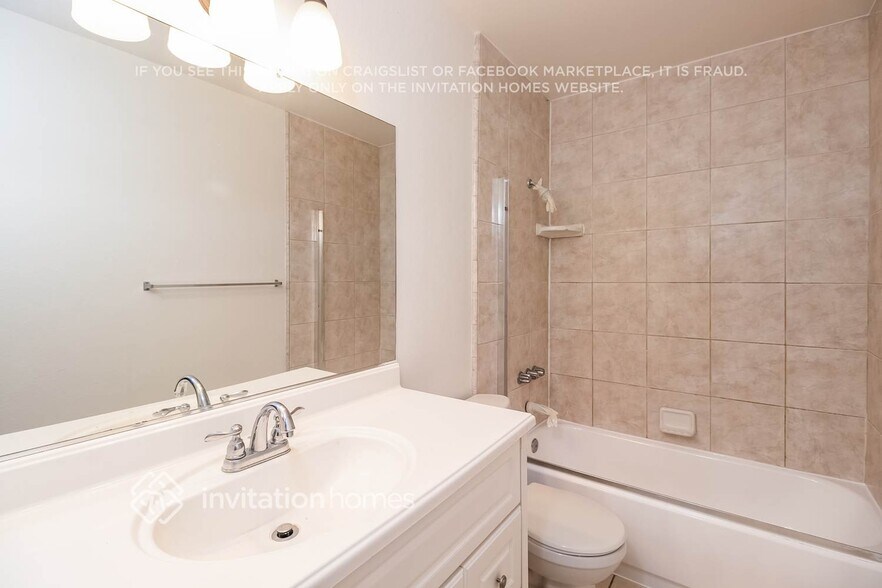 Building Photo - 4932 Buffwood Way