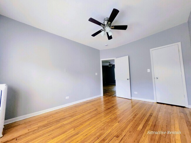Building Photo - 1465 E 68th St