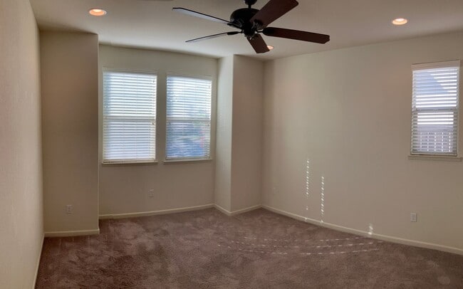 Building Photo - 2253 Campolina Way