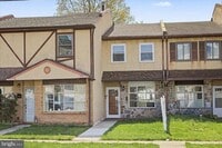 Building Photo - 2282 Suzann Dr