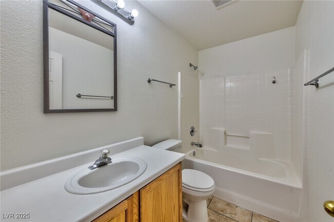 Building Photo - 11085 Cusumano Ct