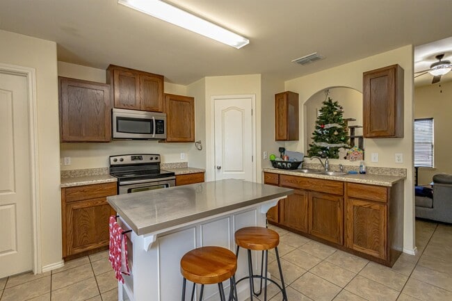 Building Photo - 5819 St Sylvia Loop