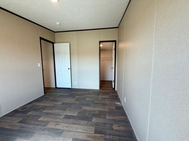 Building Photo - 4507 Big Tank Rd