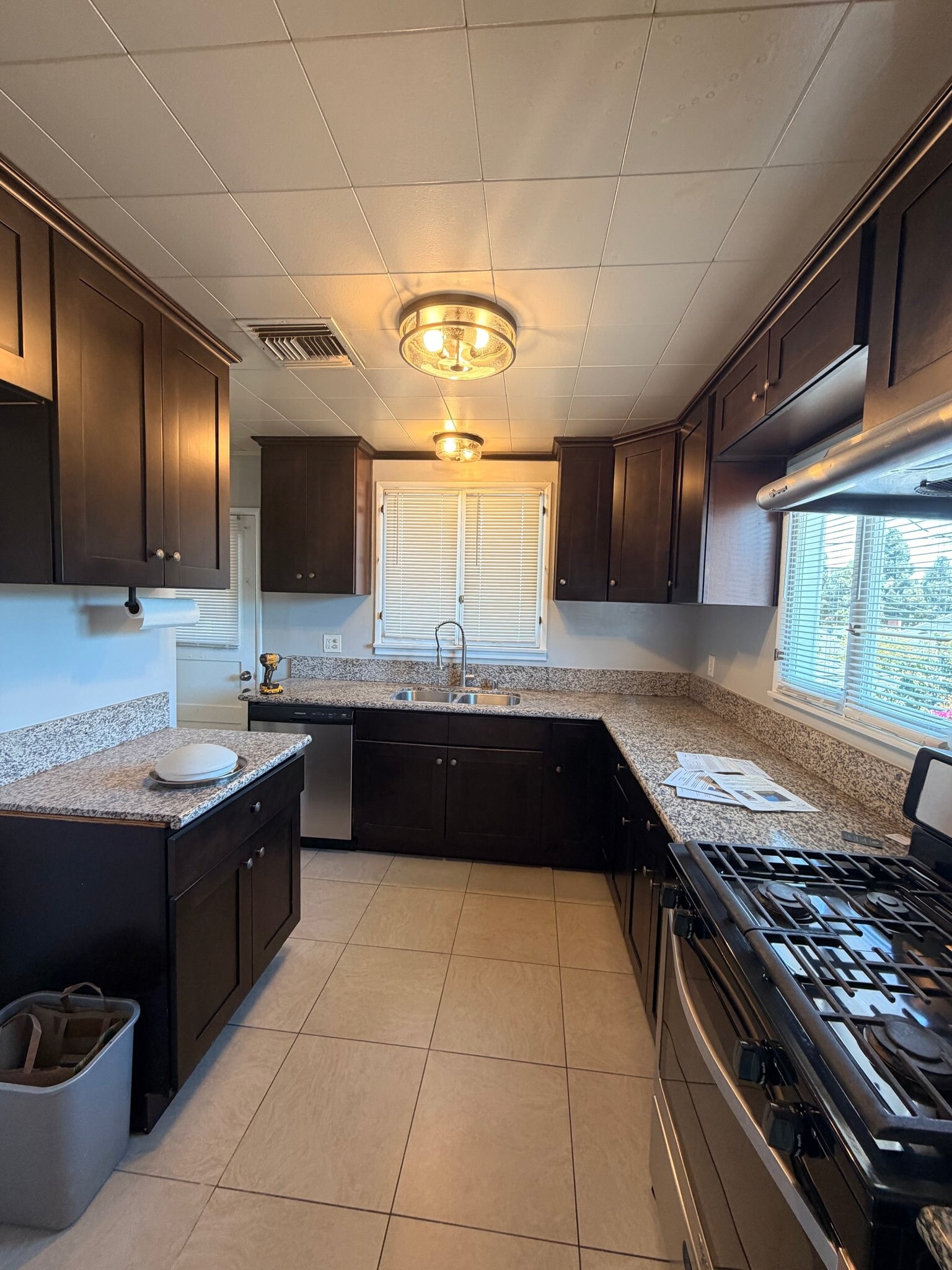 Building Photo - 2404 Wetherhead Dr