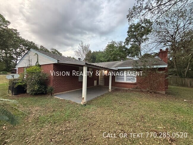 Building Photo - 3608 Sir Michael Dr