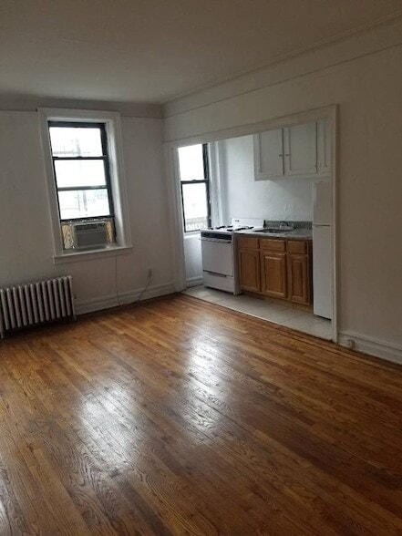 Building Photo - 47-41 41st St