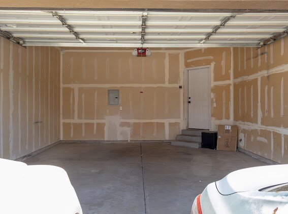 Building Photo - 1532 N Venetian Way