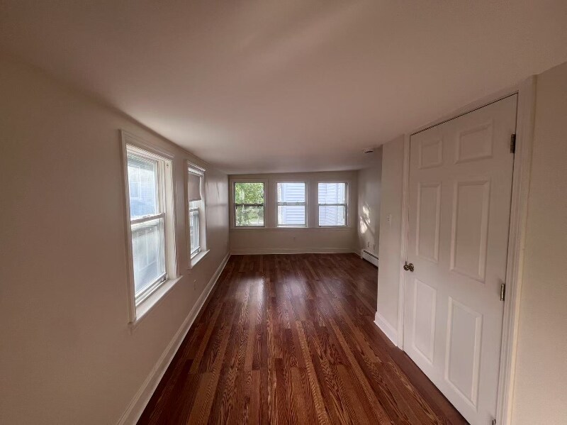 Building Photo - 85 Mt Auburn St