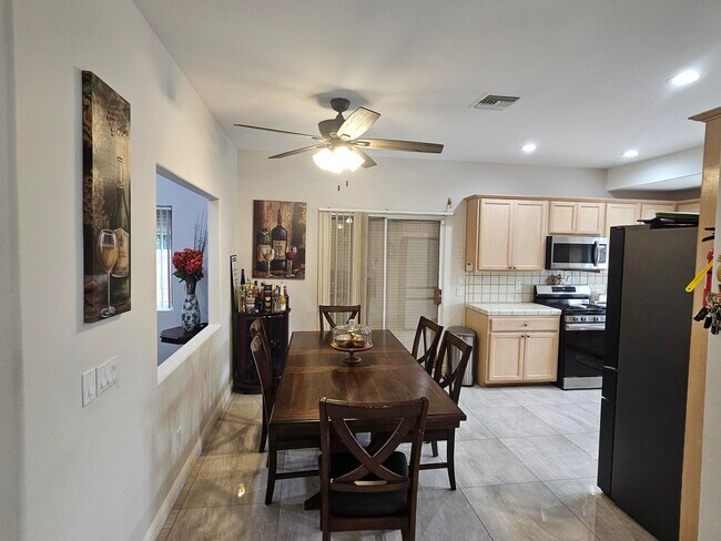 Building Photo - 68520 Risueno Rd