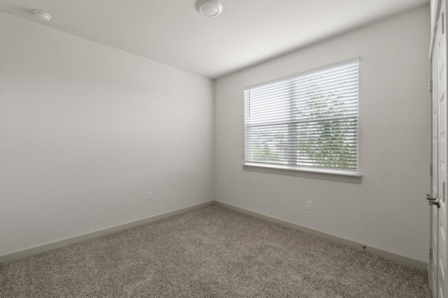 Building Photo - 7404 Sagira Path