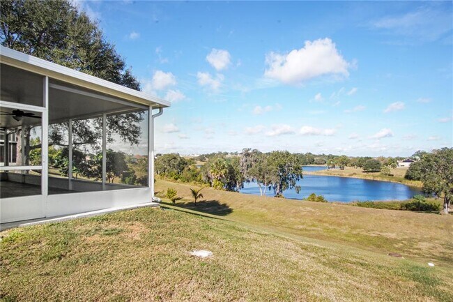 Building Photo - 1405 Vista del Lago Blvd