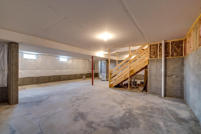 Building Photo - 1744 Ardennes Oak Dr