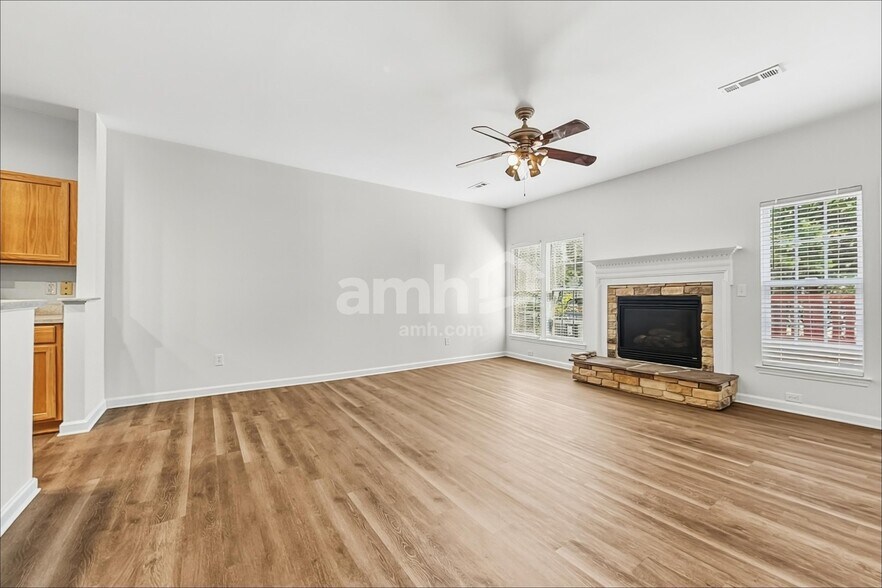 Building Photo - 7026 Church Wood Ln