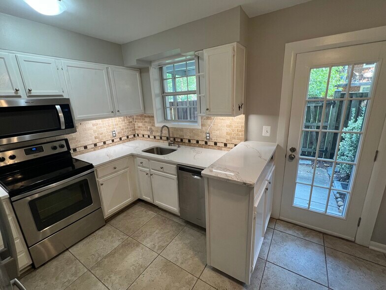 Newly finished kitchen - 2507 S Walter Reed Dr