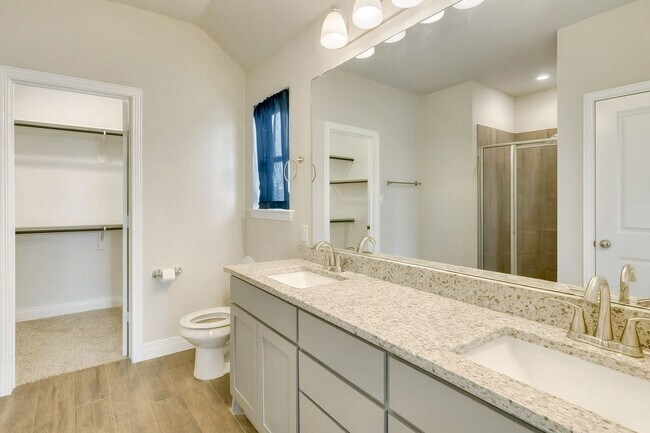 Building Photo - 292 Sunnyside Dr