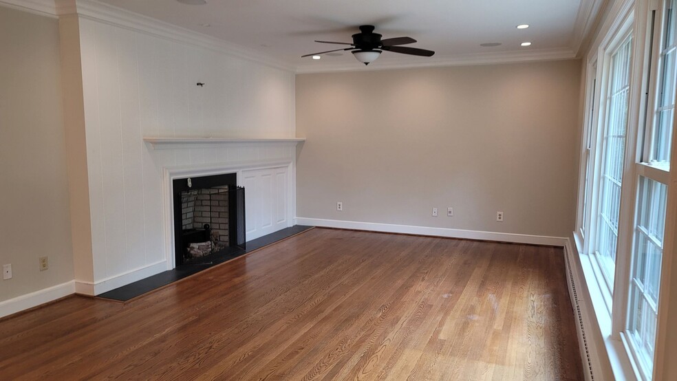 Building Photo - 5503 Currituck Pl