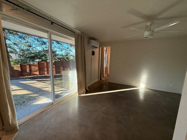 Building Photo - 1808 E 28th Ave