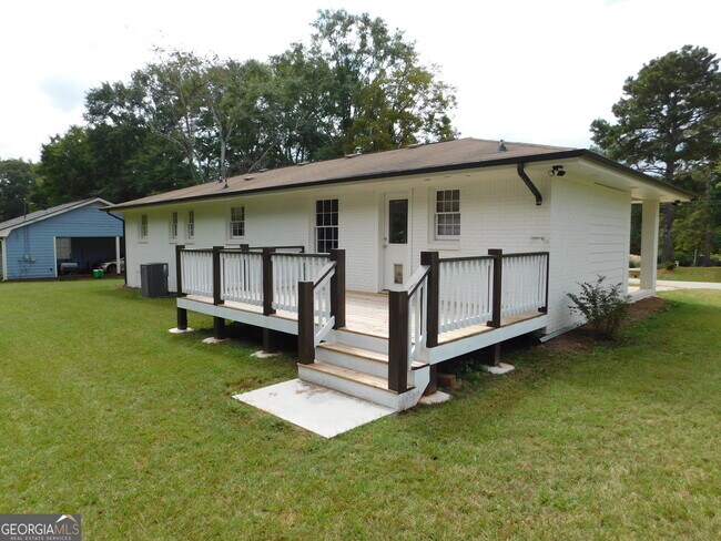 Building Photo - 1229 Fairview Dr