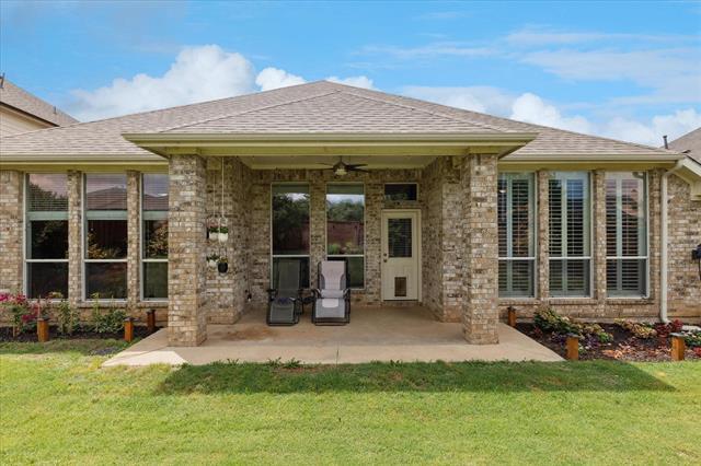 Building Photo - 10237 Red Bluff Ln