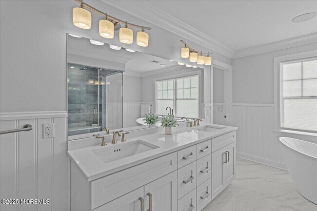 Building Photo - 382 Western Ave