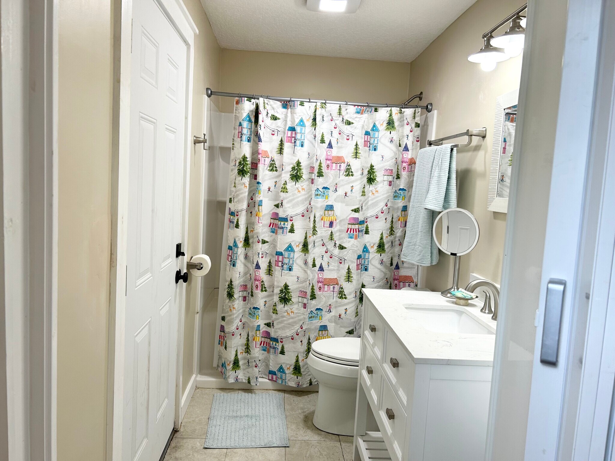 Building Photo - 10629 Quail Ridge Dr Apt