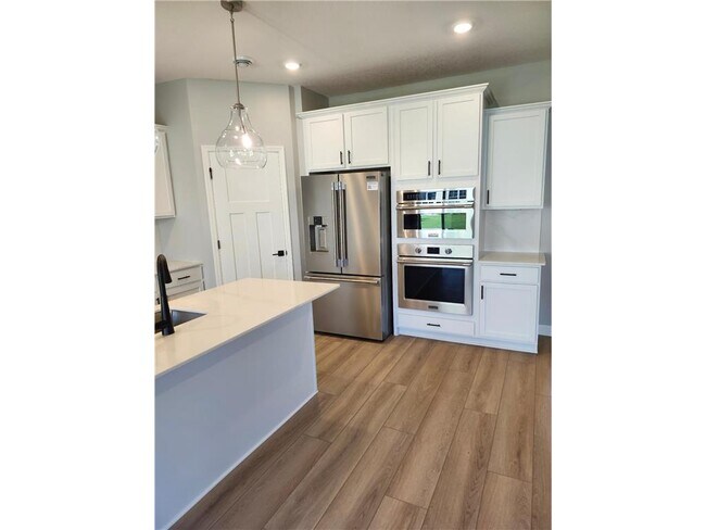 Building Photo - 14526 111th Ave N