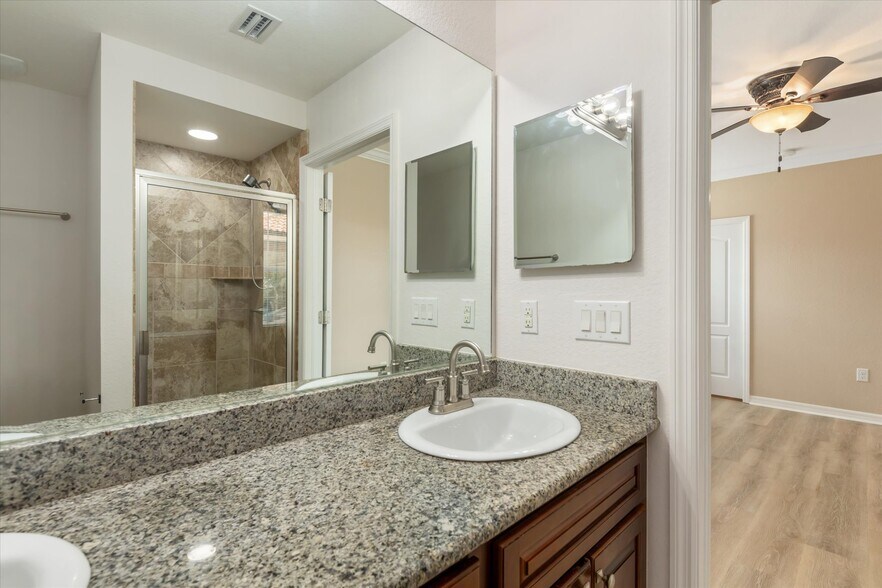 Building Photo - 3918 San Rocco Dr