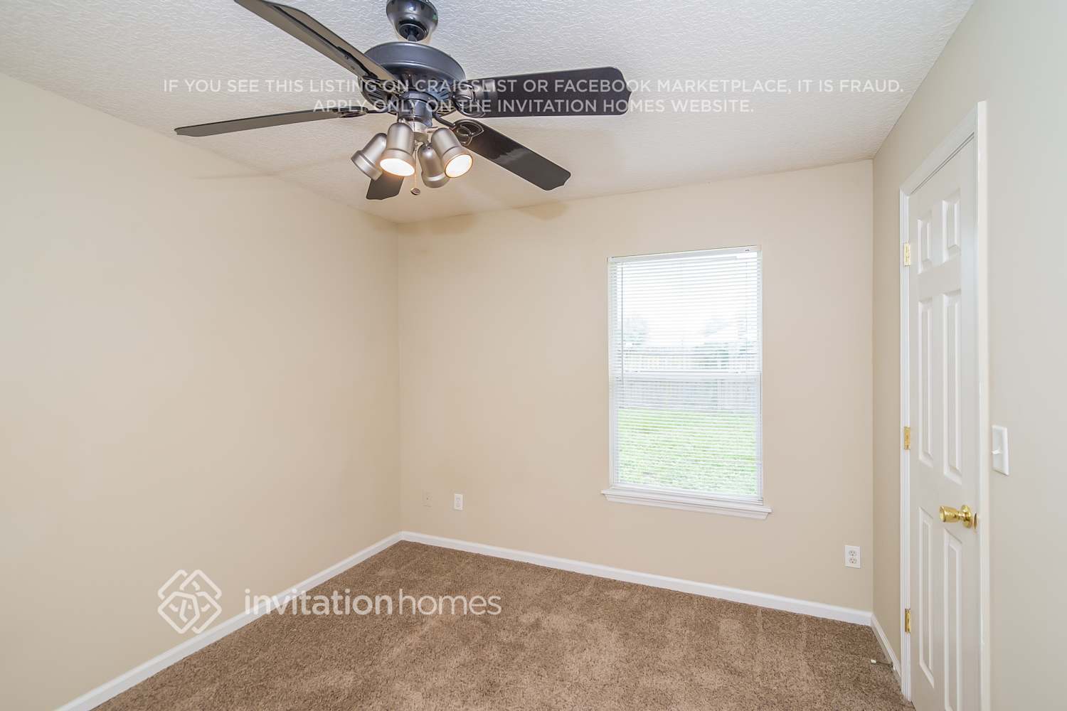 Building Photo - 5407 Vivera Ln