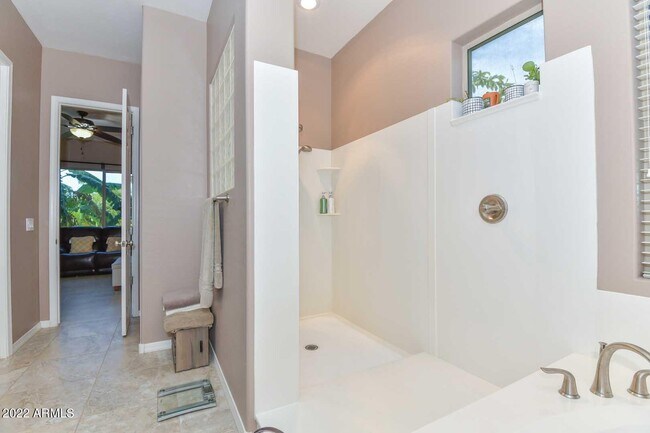 Building Photo - 19210 W Denton St