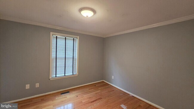 Building Photo - 6638 Greenleigh Ln