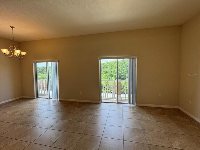 Building Photo - 10716 Dawson Lily Way