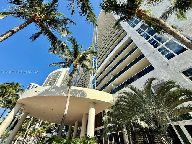Building Photo - 1850 S Ocean Dr