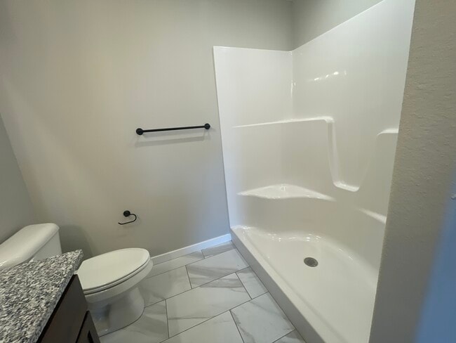 Building Photo - 671 N Jozlynn Ave