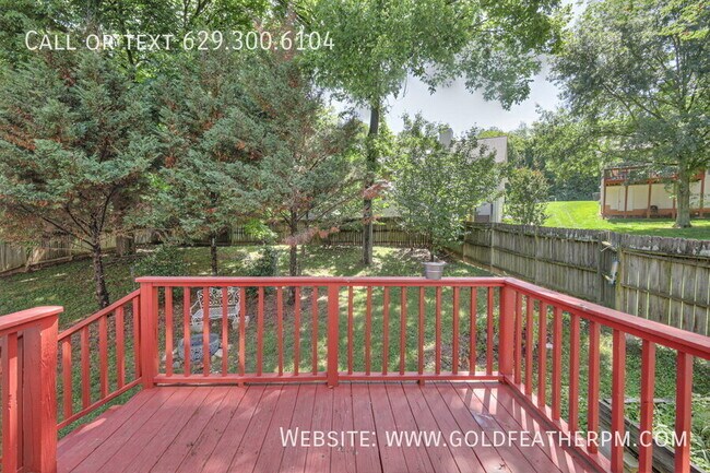 Building Photo - 5888 Woodlands Ave