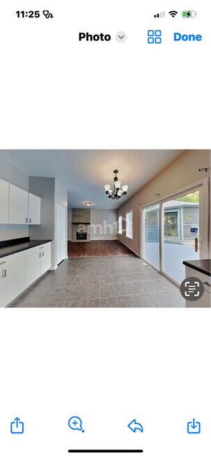 Building Photo - 8601 Sycamore Ct